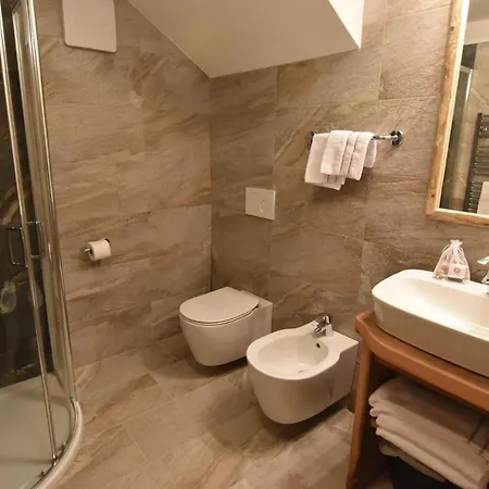 Aparthotel Li Mina 2*